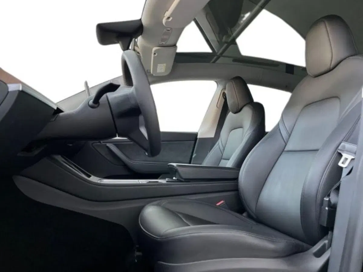 Tesla Model Y usata a Verona (10)