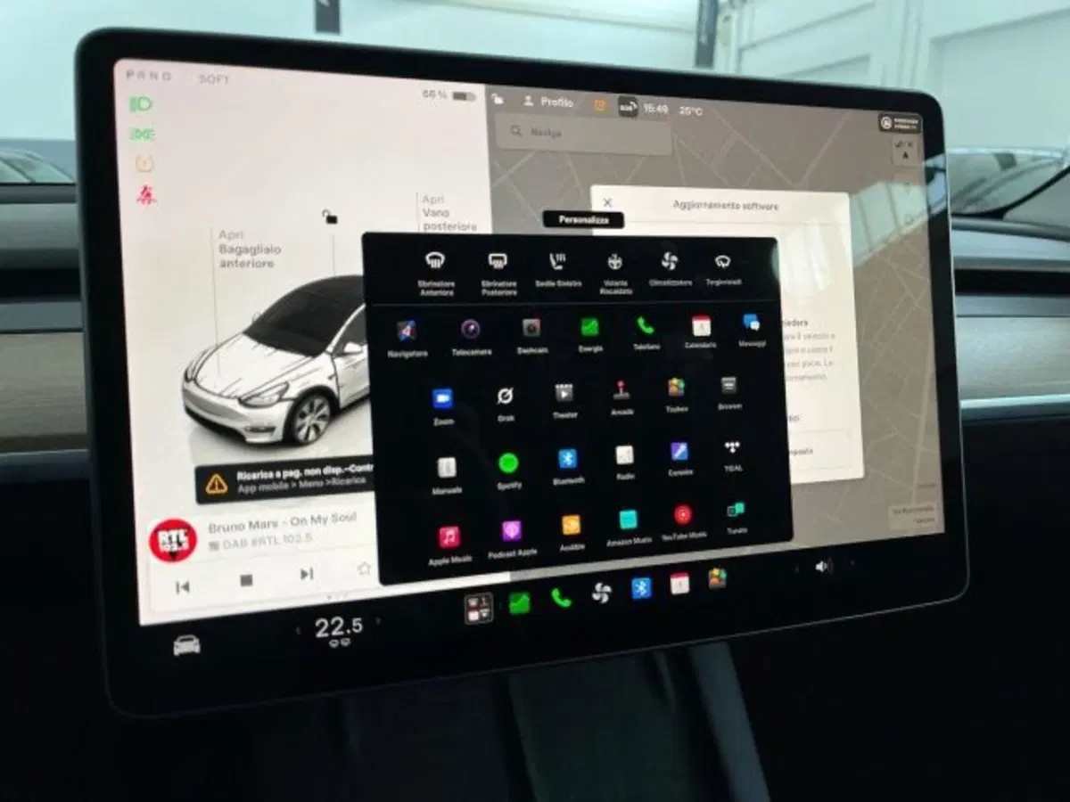 Tesla Model Y usata a Verona (14)