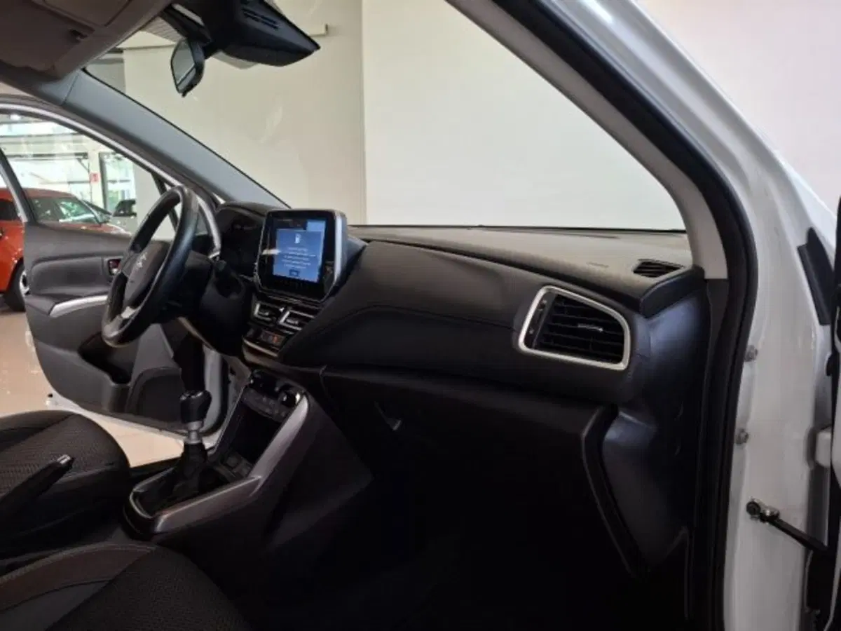 Suzuki S-Cross usata a Reggio Emilia (17)