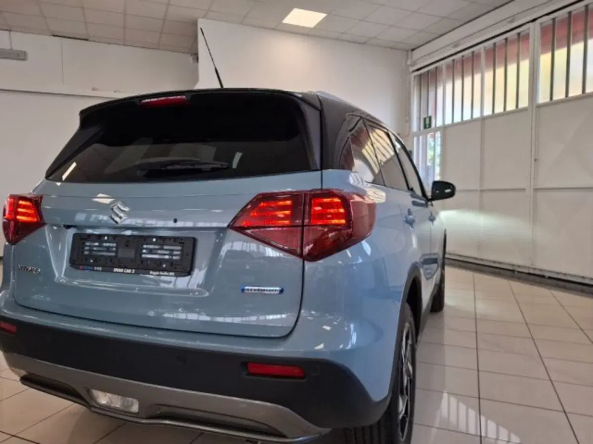 Suzuki Vitara nuova a Reggio Emilia (17)
