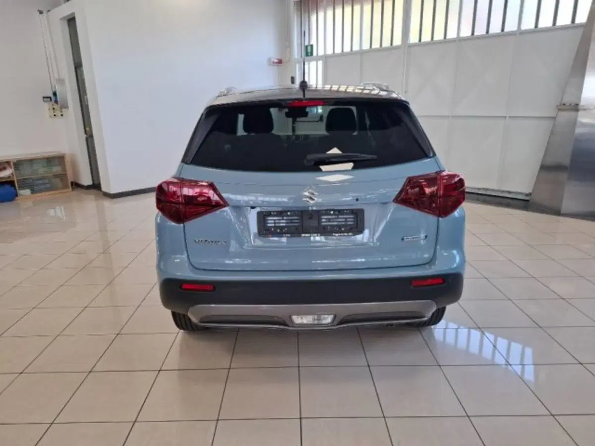 Suzuki Vitara nuova a Reggio Emilia (4)