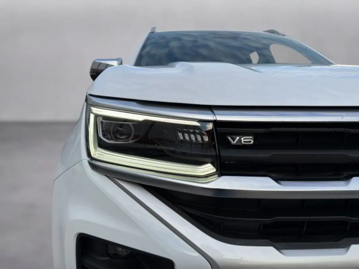 Volkswagen Amarok nuova a Vicenza (2)