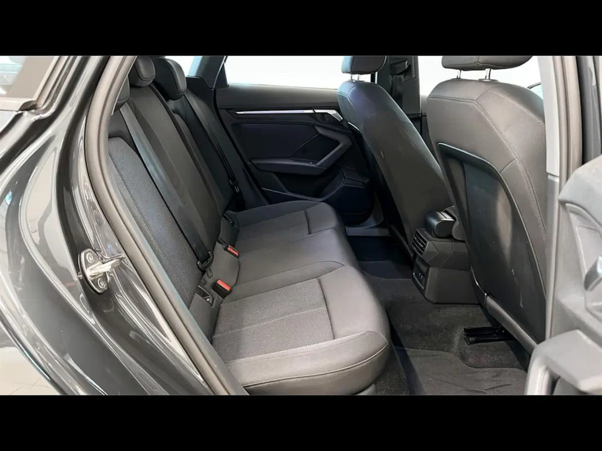 Audi A3 Sportback usata a Varese (5)