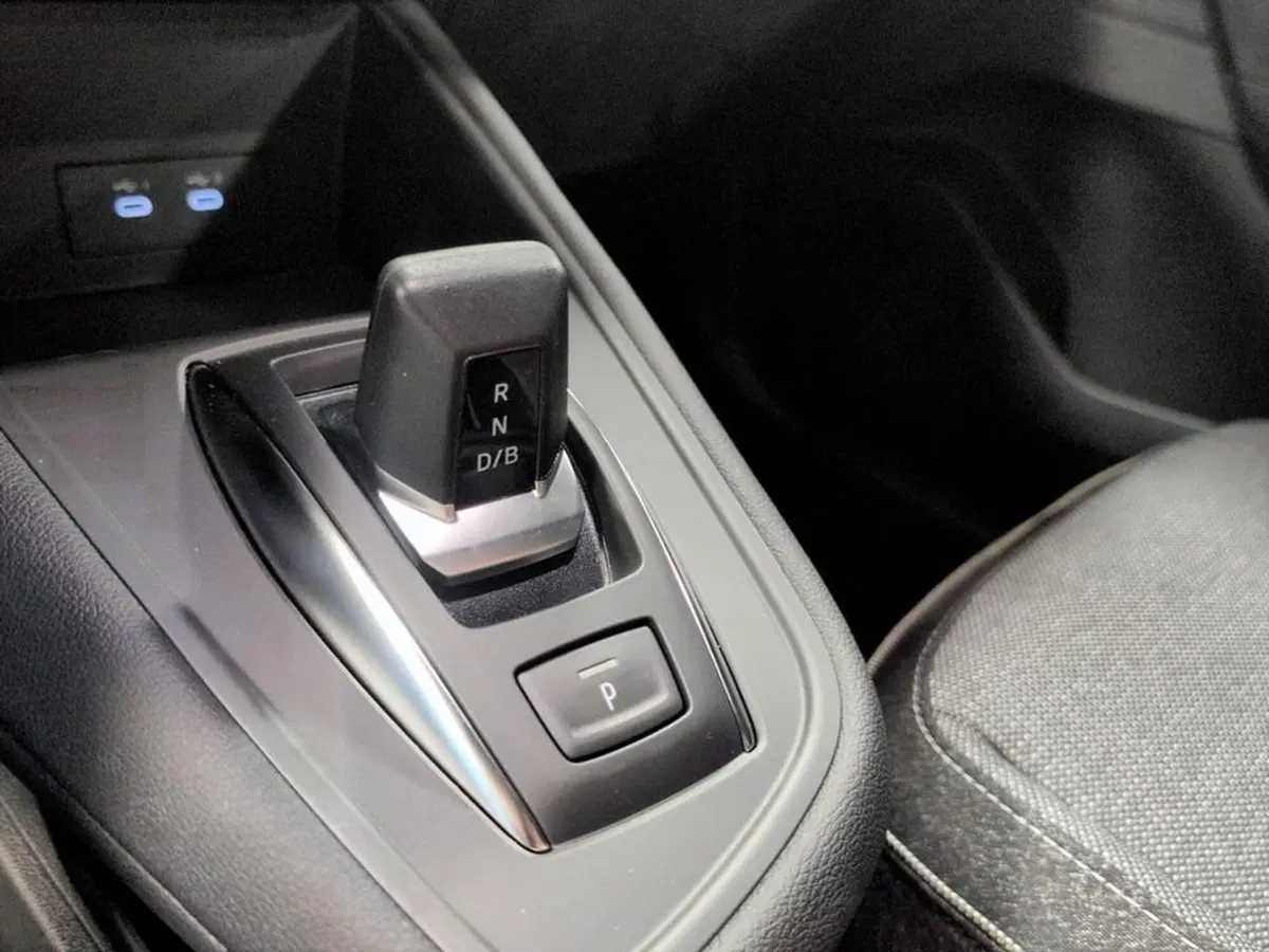 Mitsubishi Grandis nuova a Piacenza (13)