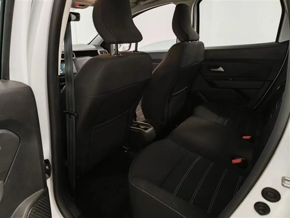 Dacia Duster usata a Siena (13)