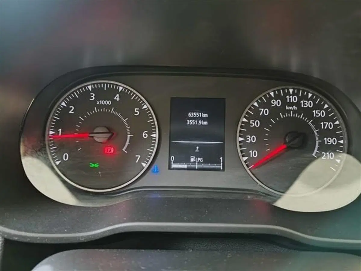 Dacia Duster usata a Siena (8)