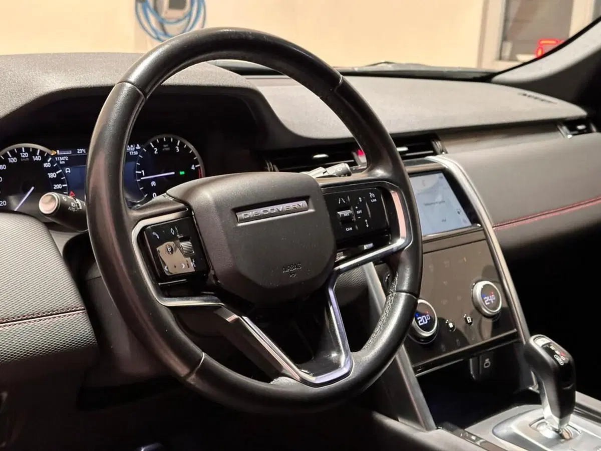 Land Rover Discovery Sport usata a Varese (10)