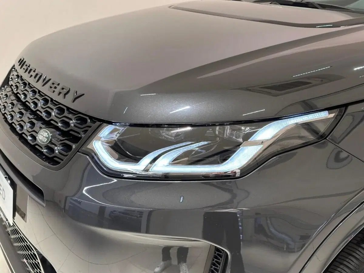 Land Rover Discovery Sport usata a Varese (11)