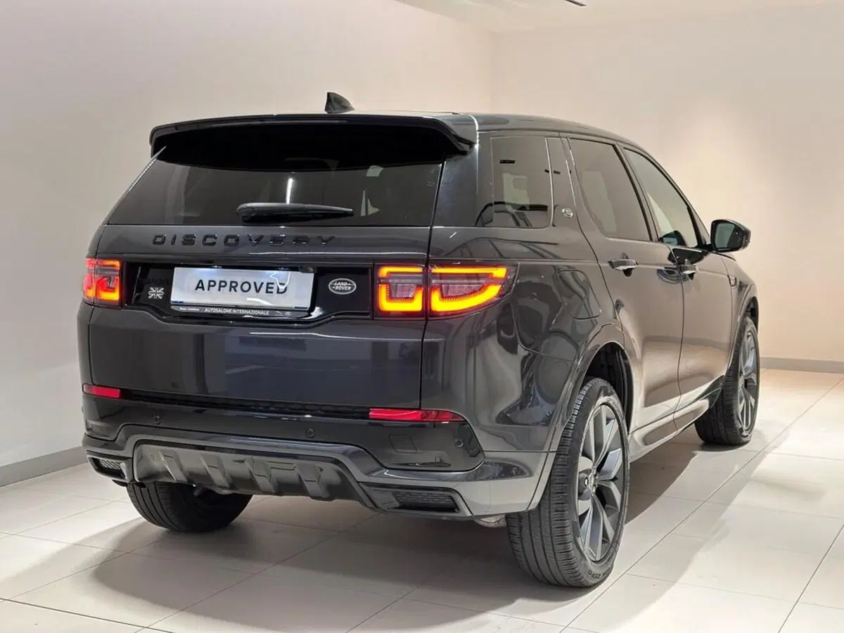 Land Rover Discovery Sport usata a Varese (2)