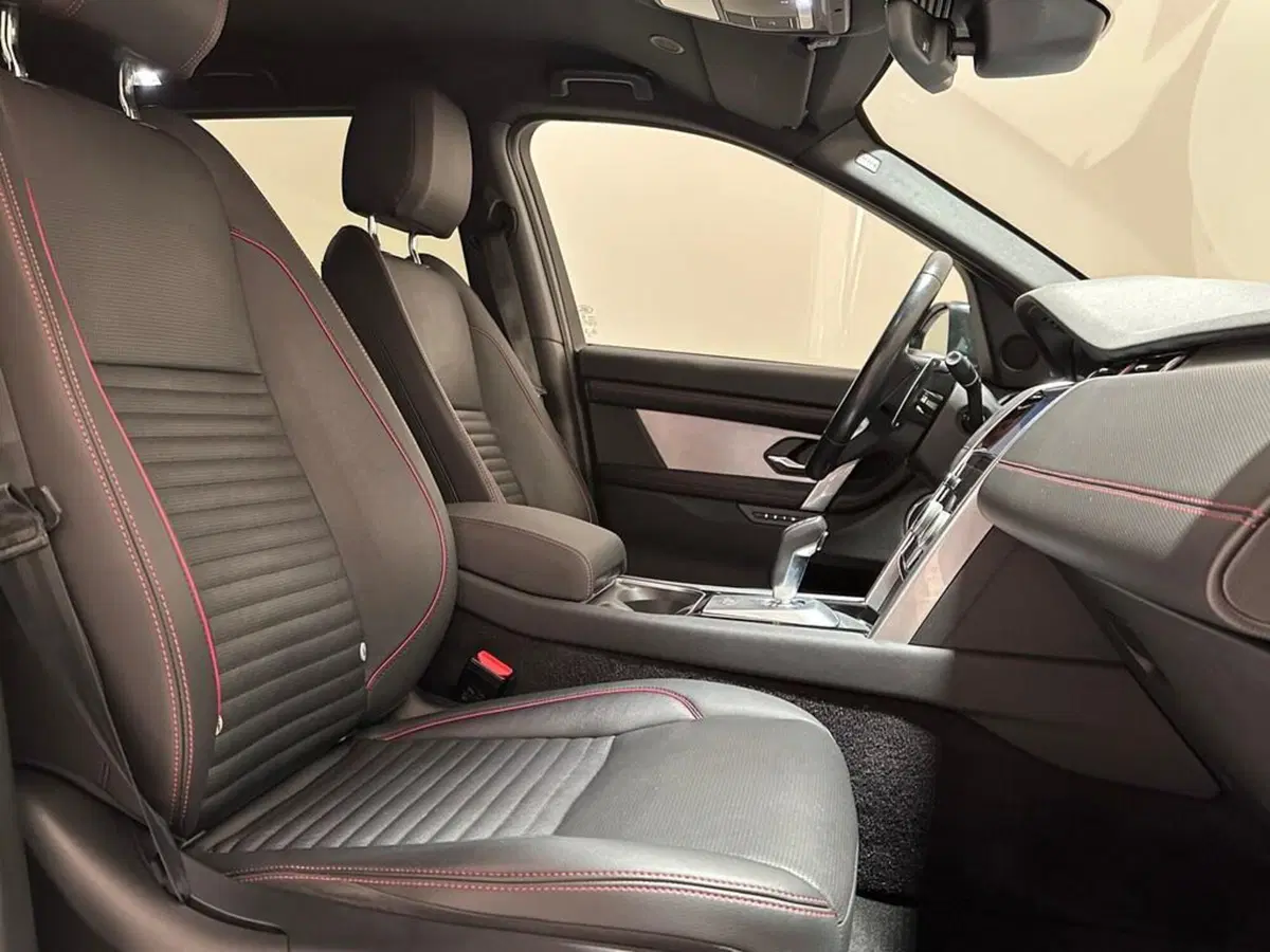 Land Rover Discovery Sport usata a Varese (3)