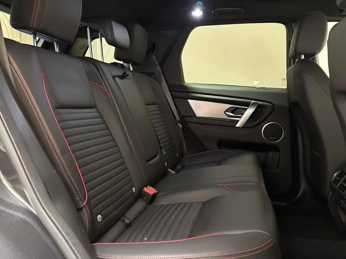 Land Rover Discovery Sport usata a Varese (5)
