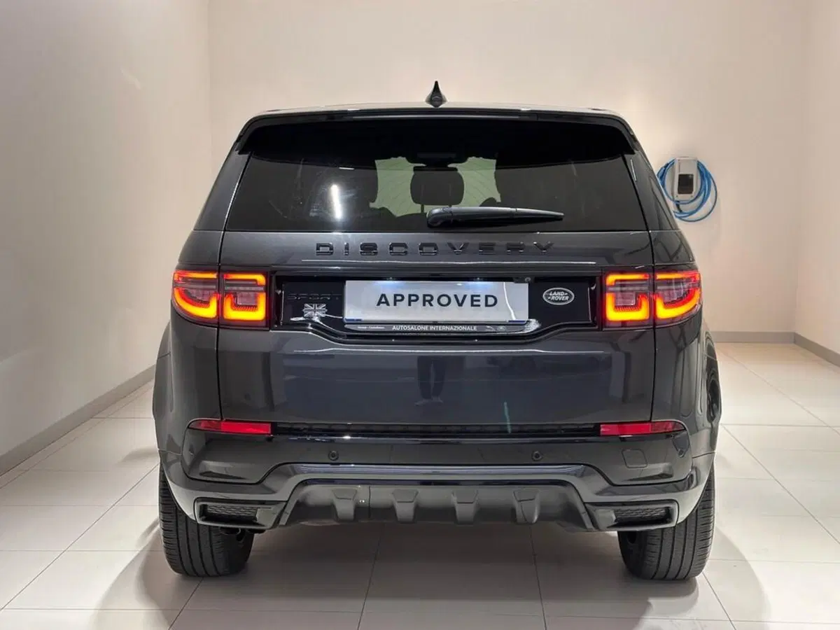 Land Rover Discovery Sport usata a Varese (7)