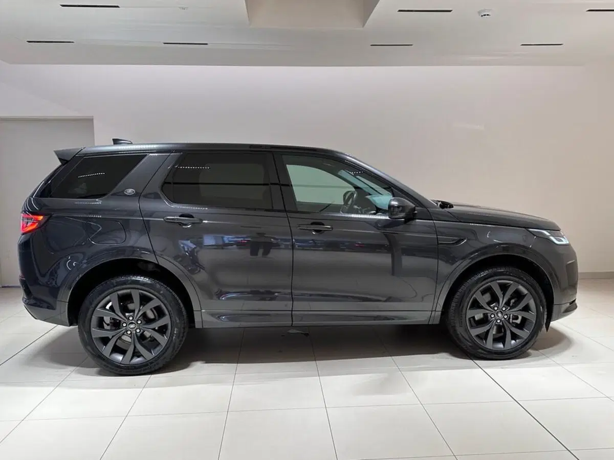 Land Rover Discovery Sport usata a Varese (8)