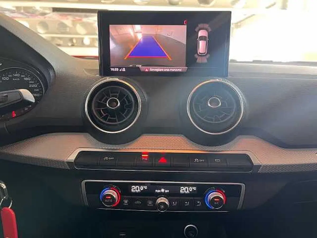 Audi Q2 usata a Genova (13)