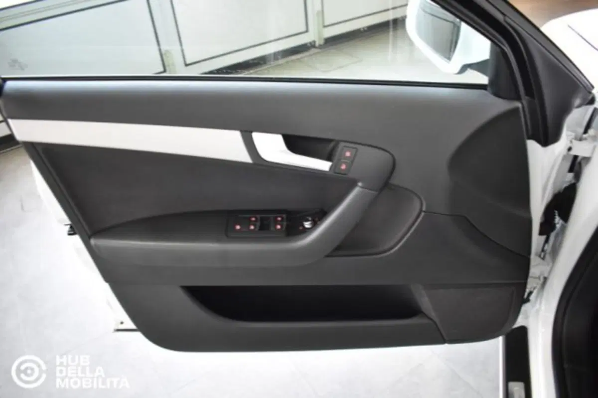 Audi A3 Sportback usata a Perugia (7)