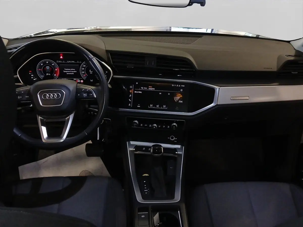 Audi Q3 usata a Genova (11)