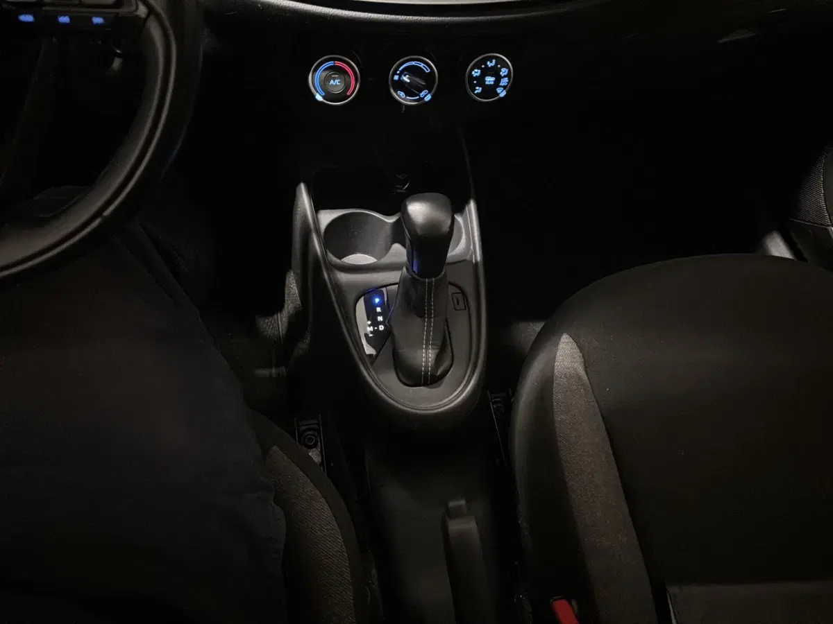 Toyota Aygo X usata a Genova (16)