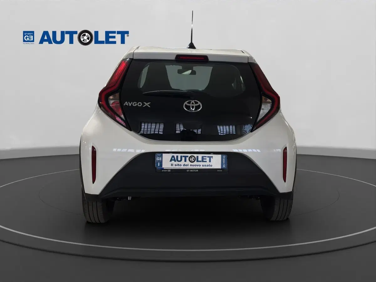 Toyota Aygo X usata a Genova (6)