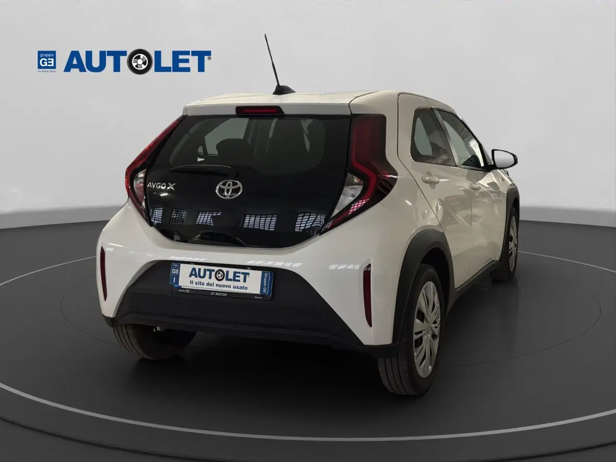 Toyota Aygo X usata a Genova (7)