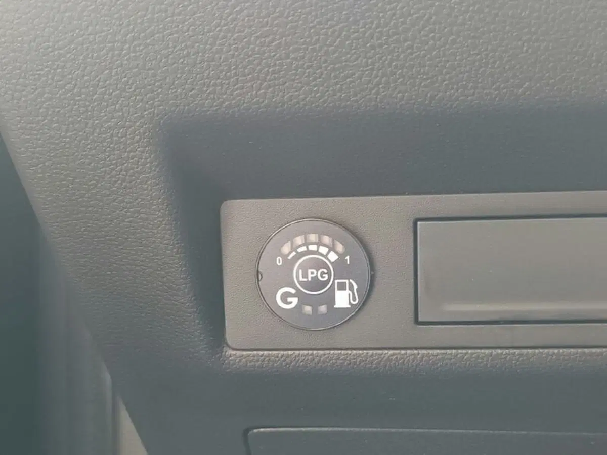 Renault Captur usata a Bari (13)