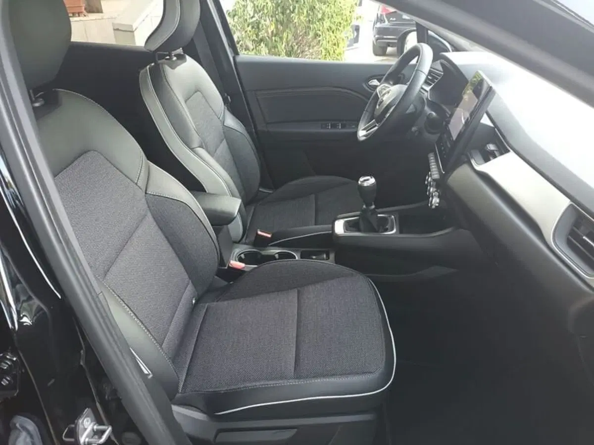 Renault Captur usata a Bari (18)