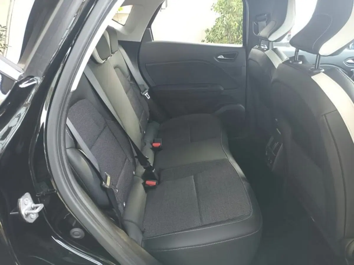 Renault Captur usata a Bari (19)