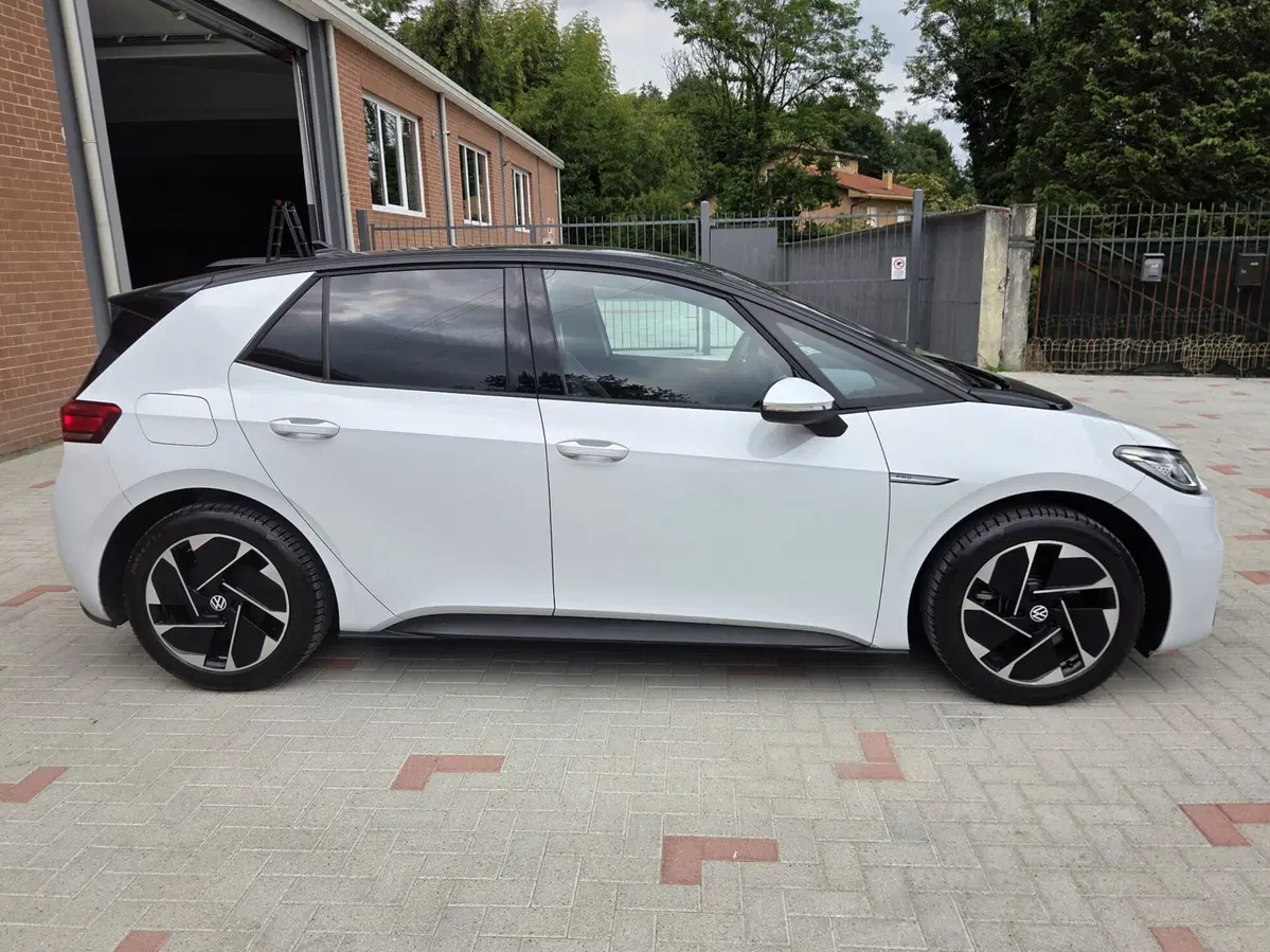 Volkswagen ID.3 usata a Torino (13)