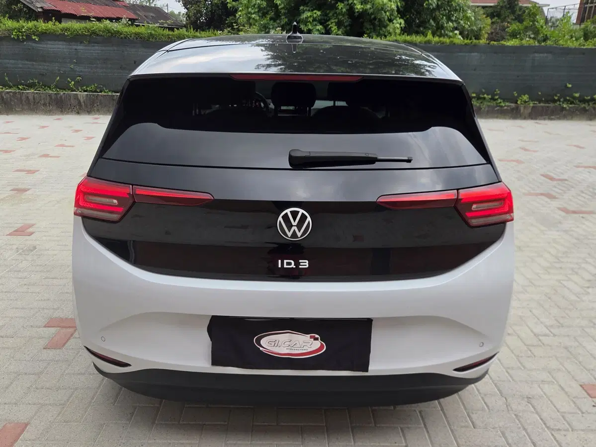 Volkswagen ID.3 usata a Torino (6)
