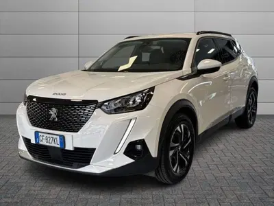 Peugeot 2008 PureTech 130 S&S Allure Pack del 2021 usata a Prato