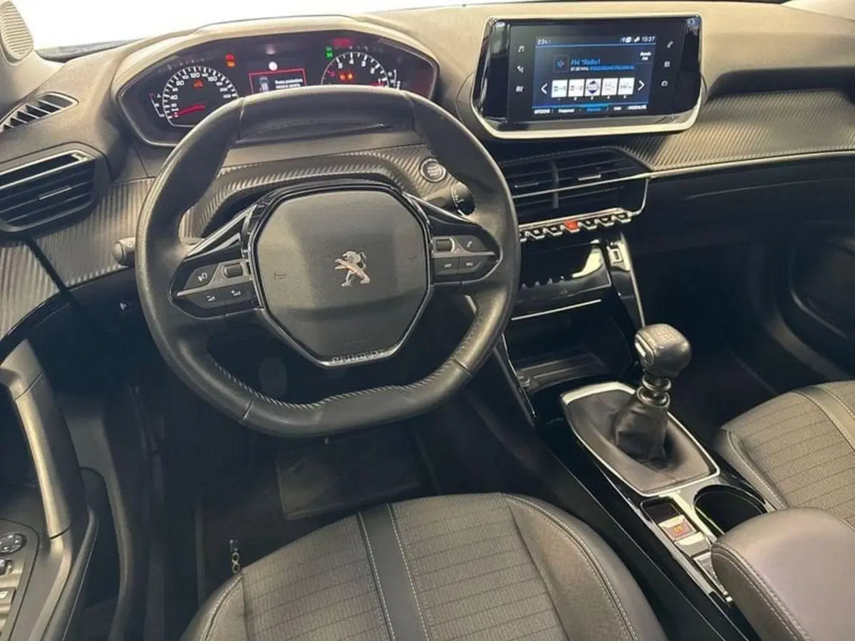 Peugeot 2008 usata a Prato (10)