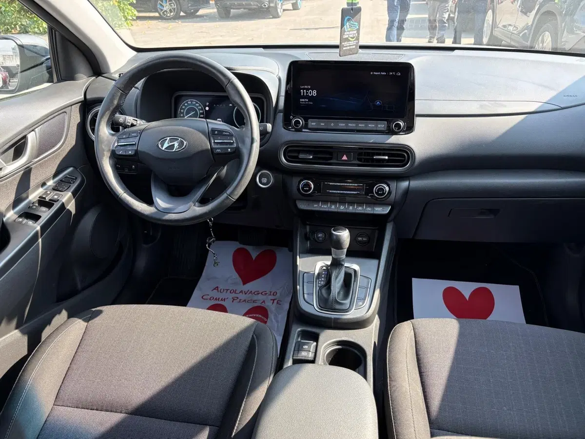 Hyundai Kona usata a Napoli (3)