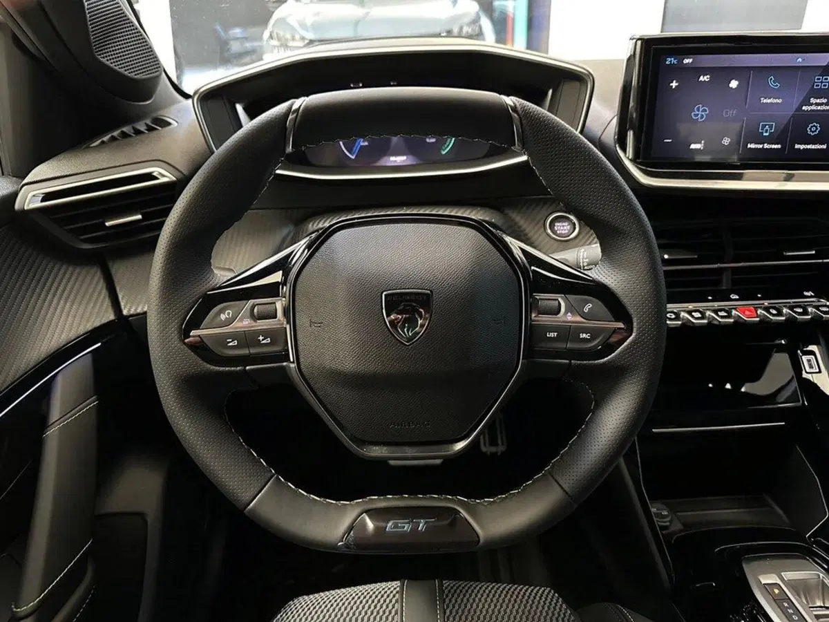Peugeot 208 nuova a Sondrio (14)