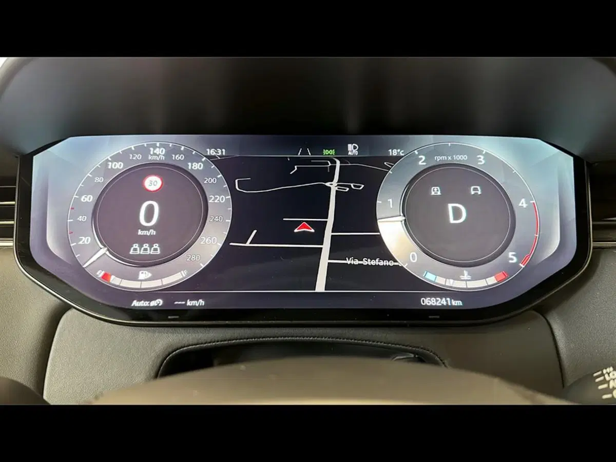 Land Rover Range Rover Sport usata a Varese (10)