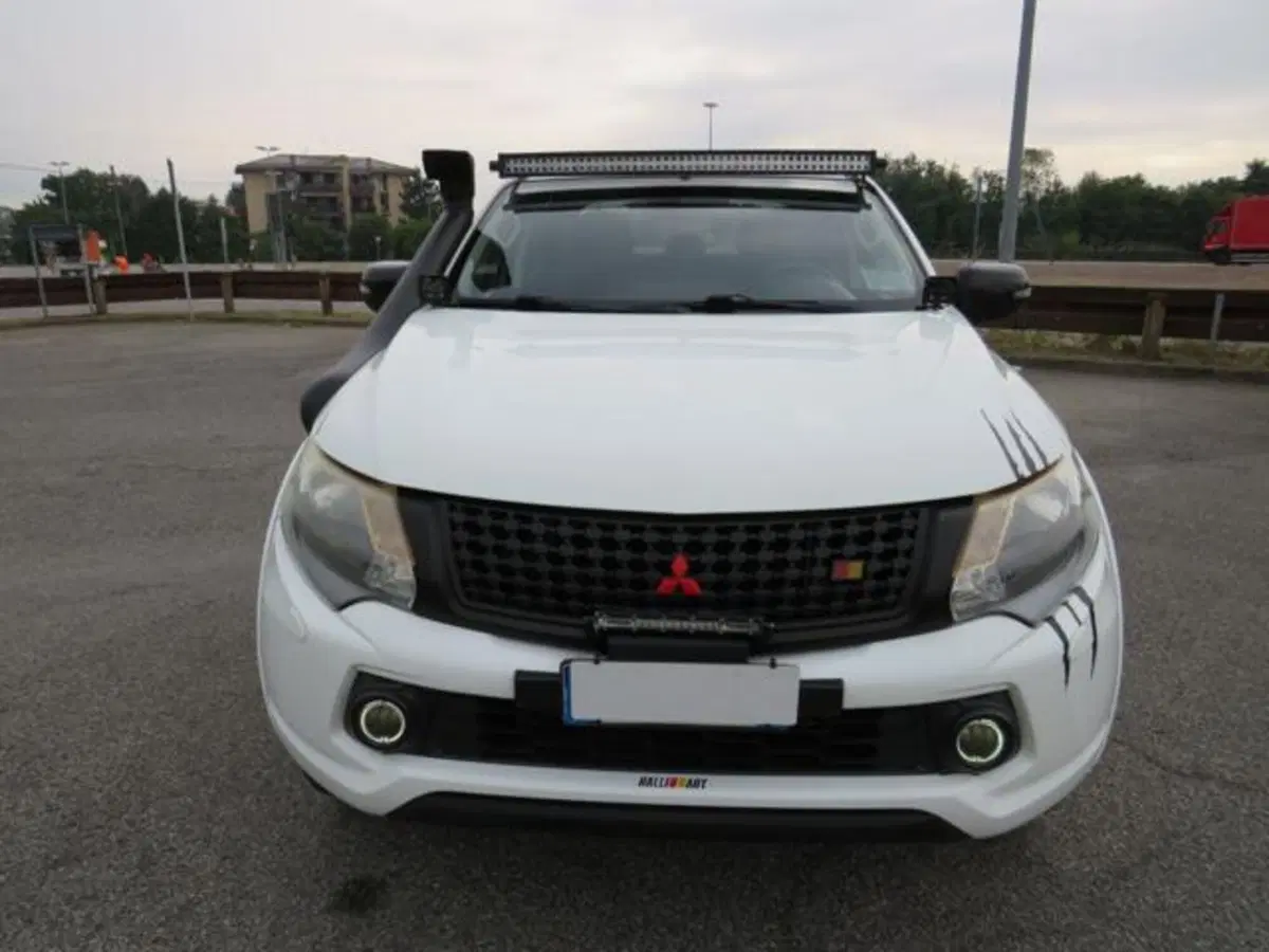 Mitsubishi L200 usata a Lodi (2)