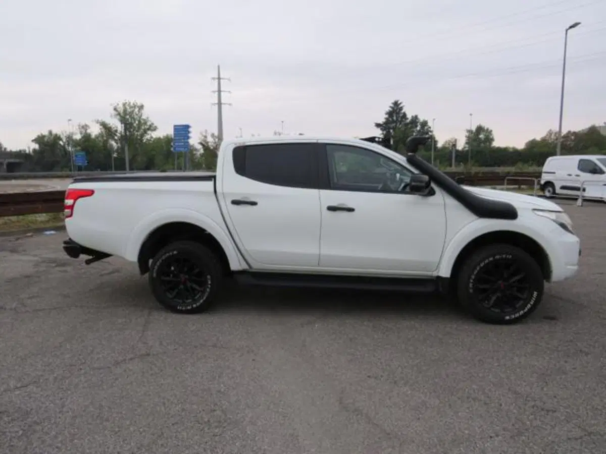 Mitsubishi L200 usata a Lodi (6)