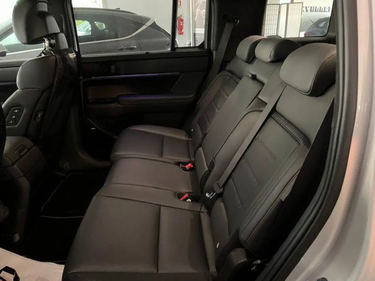 Hyundai Santa Fe usata a Verbano Cusio Ossola (10)