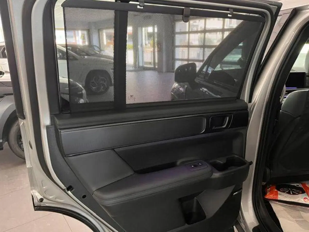 Hyundai Santa Fe usata a Verbano Cusio Ossola (11)