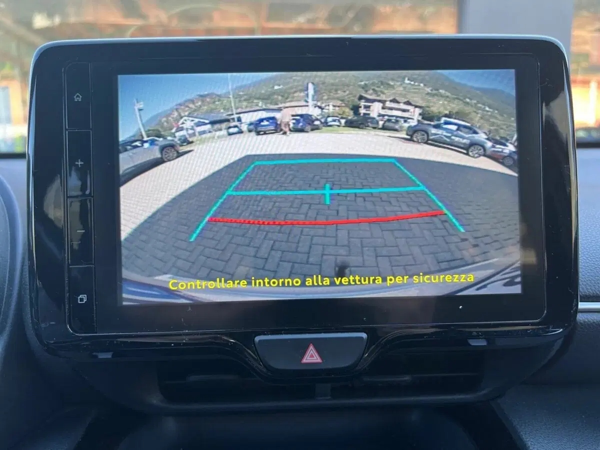 Toyota Yaris Cross usata a Sondrio (16)