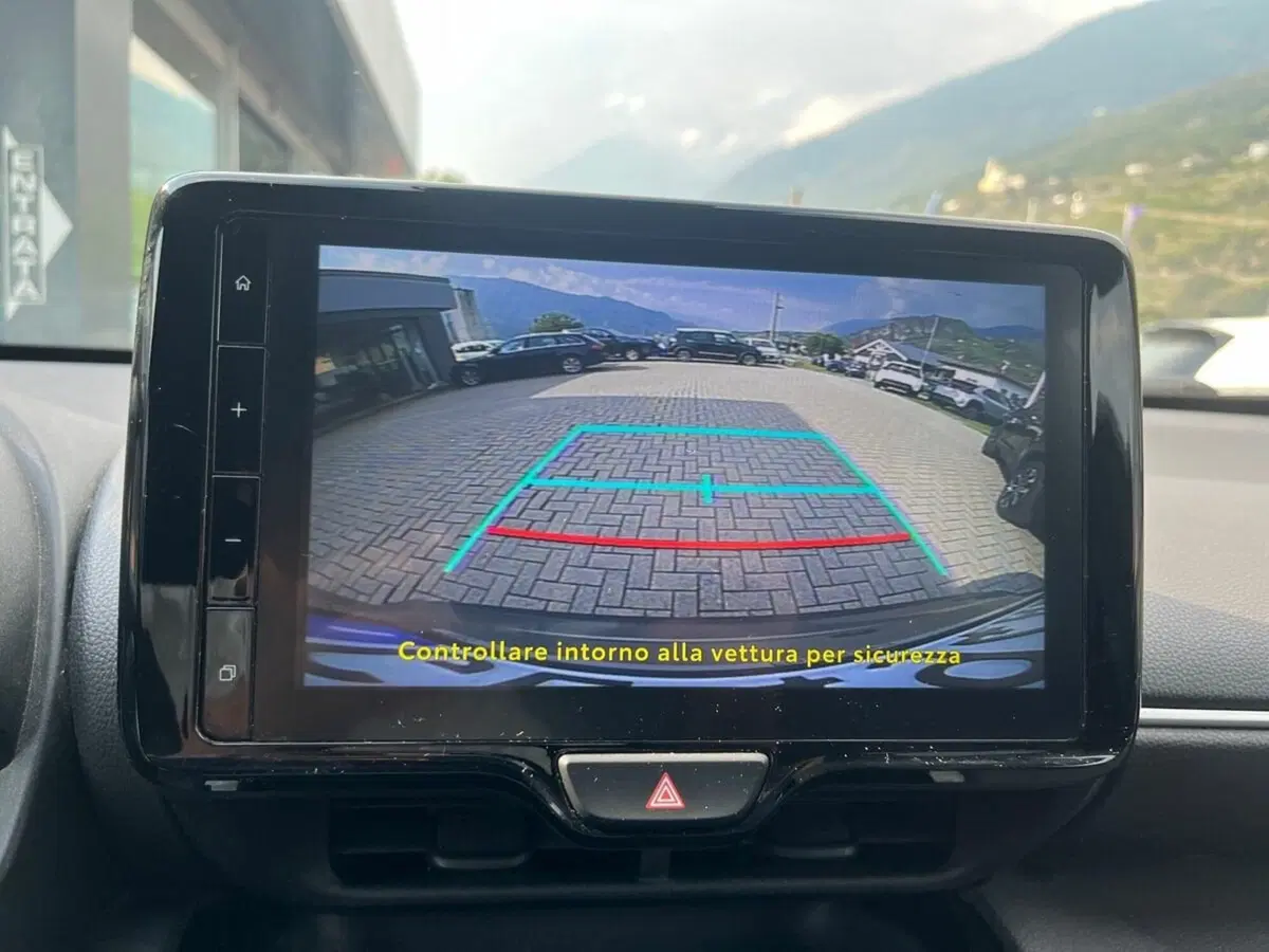 Toyota Yaris Cross usata a Sondrio (15)
