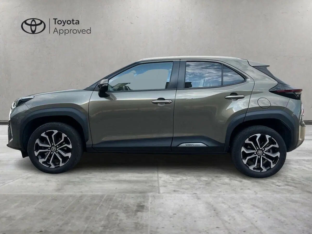 Toyota Yaris Cross usata a Sondrio (2)