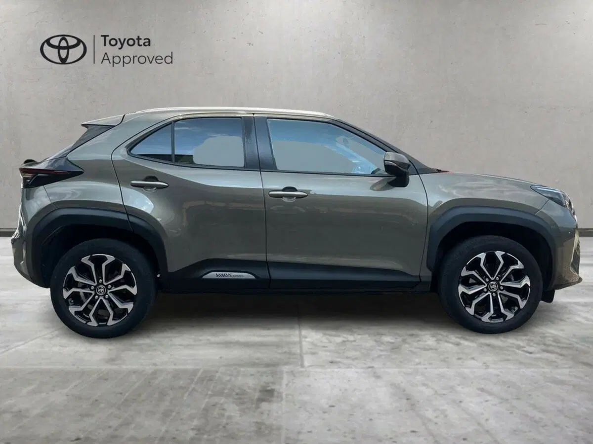 Toyota Yaris Cross usata a Sondrio (3)