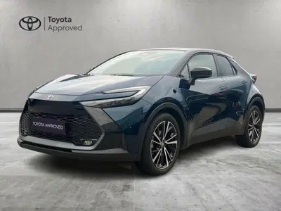Toyota Toyota C-HR 2.0 hev Lounge fwd e-cvt del 2024 usata a Poggiridenti