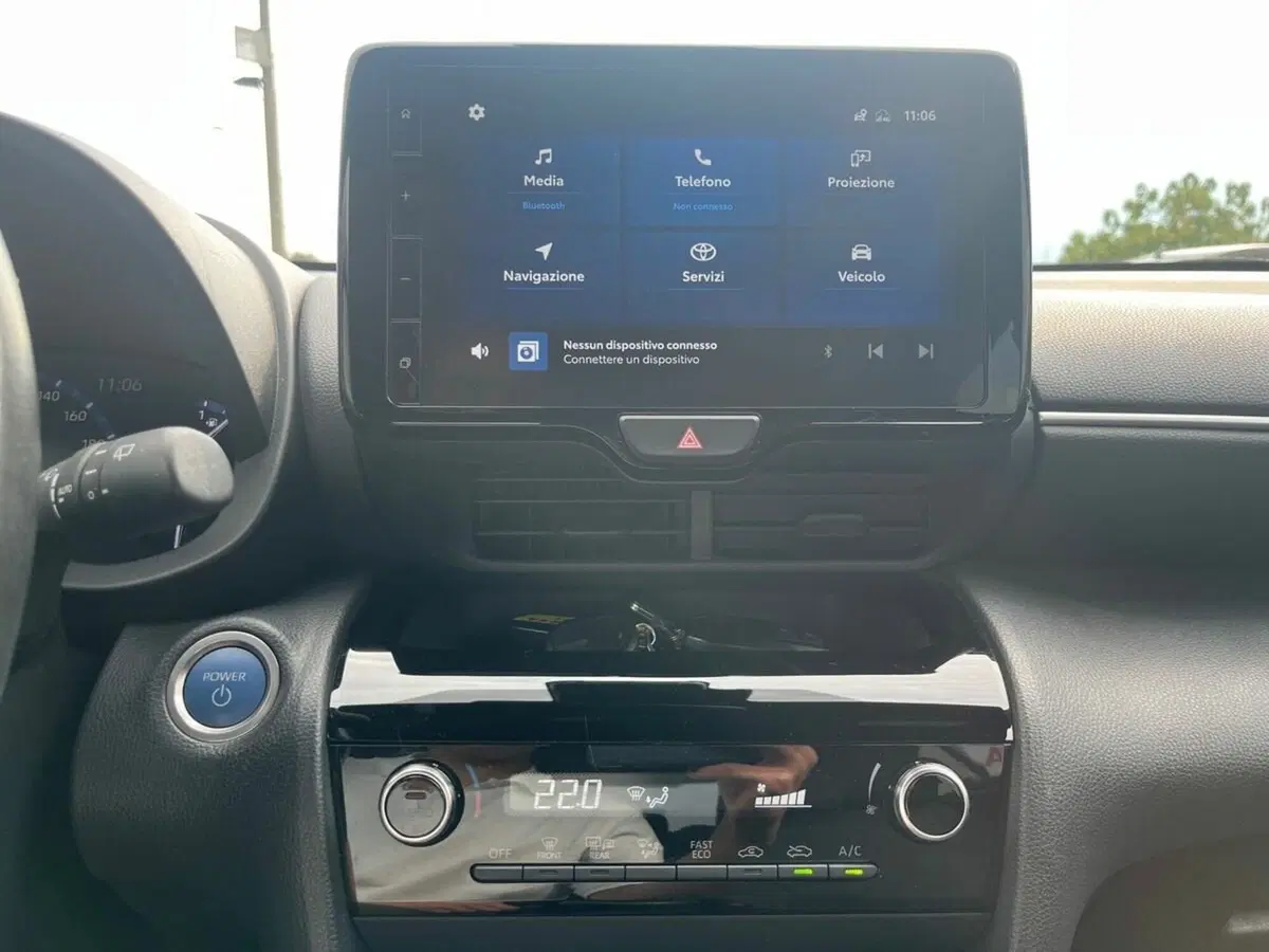 Toyota Yaris Cross usata a Sondrio (9)