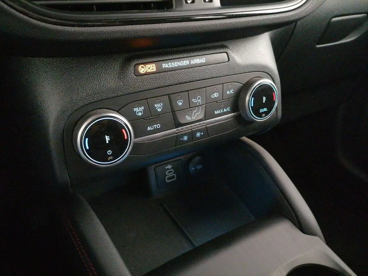 Ford Kuga usata a Roma (15)