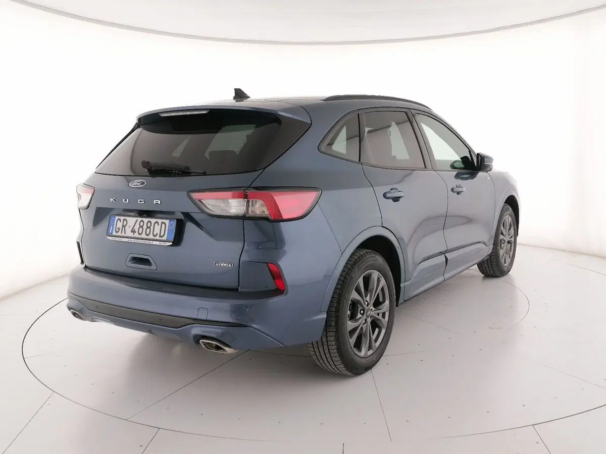 Ford Kuga usata a Roma (2)