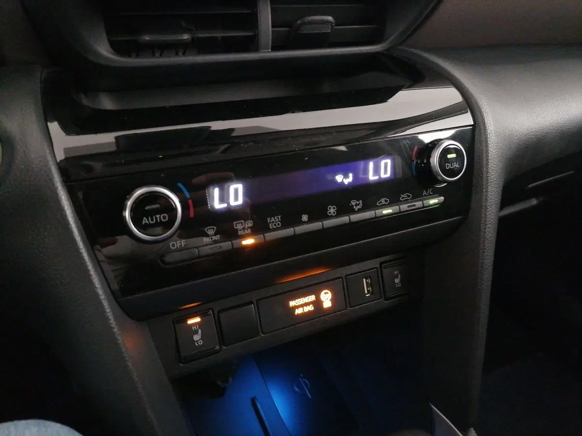Toyota Yaris Cross usata a Roma (14)