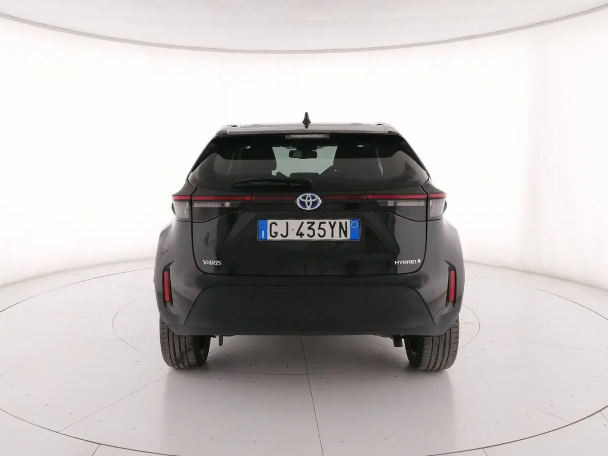 Toyota Yaris Cross usata a Roma (4)