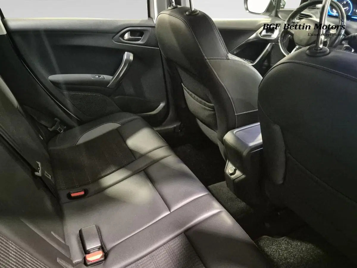 Peugeot 2008 usata a Padova (15)