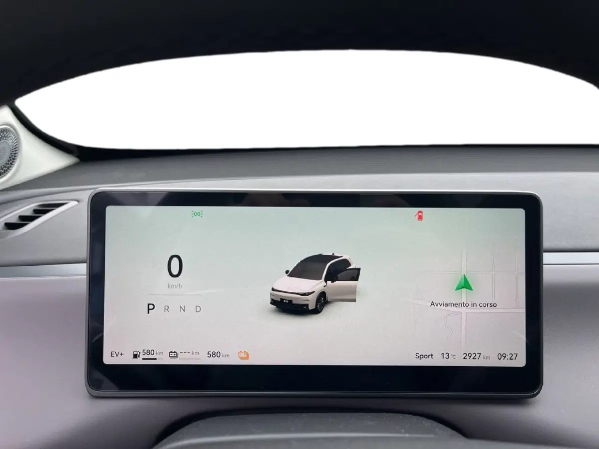 Leapmotor C10 nuova a Torino (14)