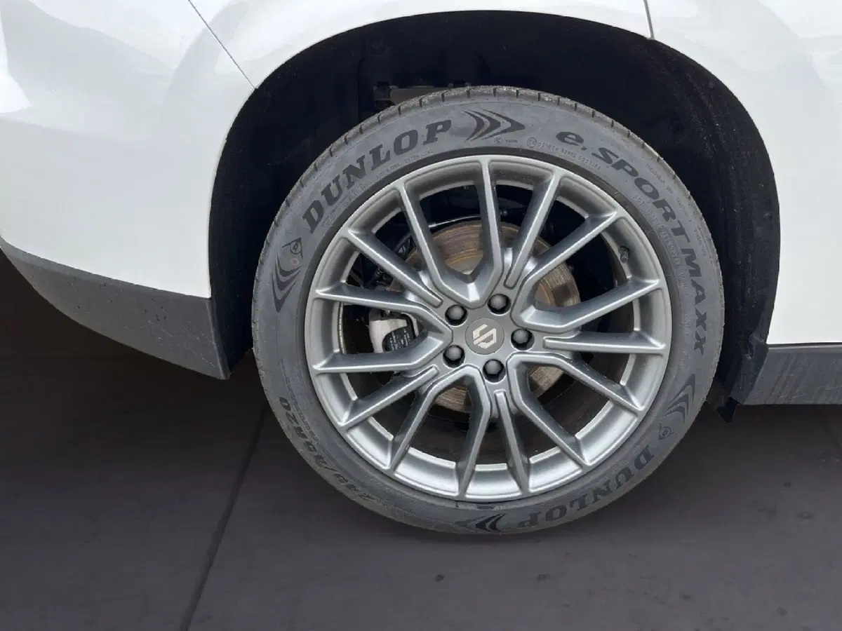 Leapmotor C10 nuova a Torino (7)